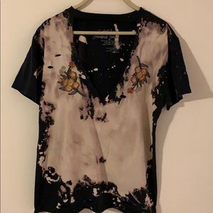 Women’s medium affliction T-shirt